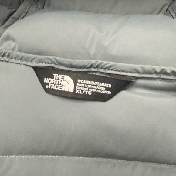 The North Face Stretch Down Jacket in Balsam Green - Picture 10 of 10